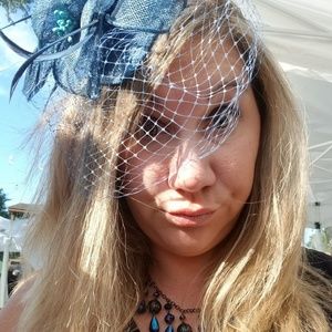 Meet your Posher, Renee